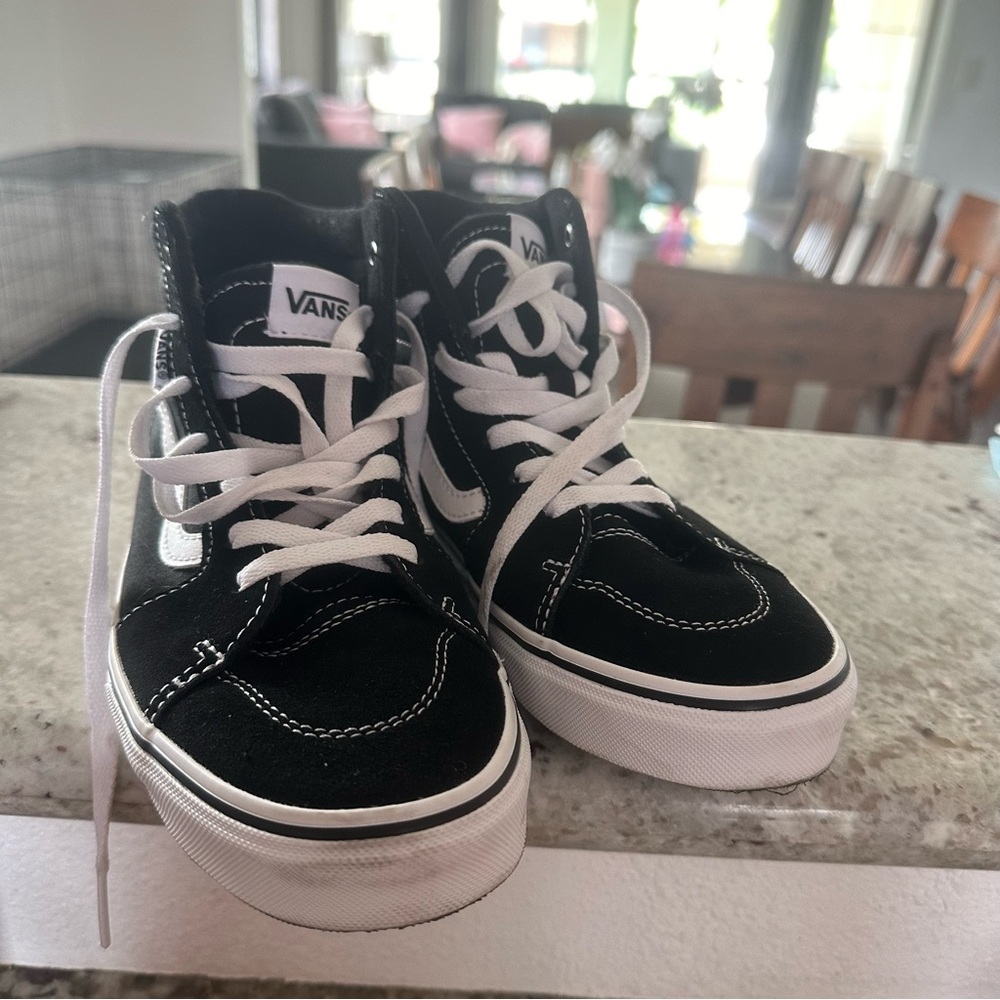 HIGH TOP VANS
